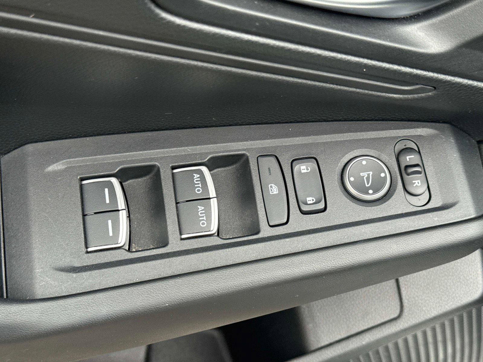 Certified 2023 Honda Accord LX image 17