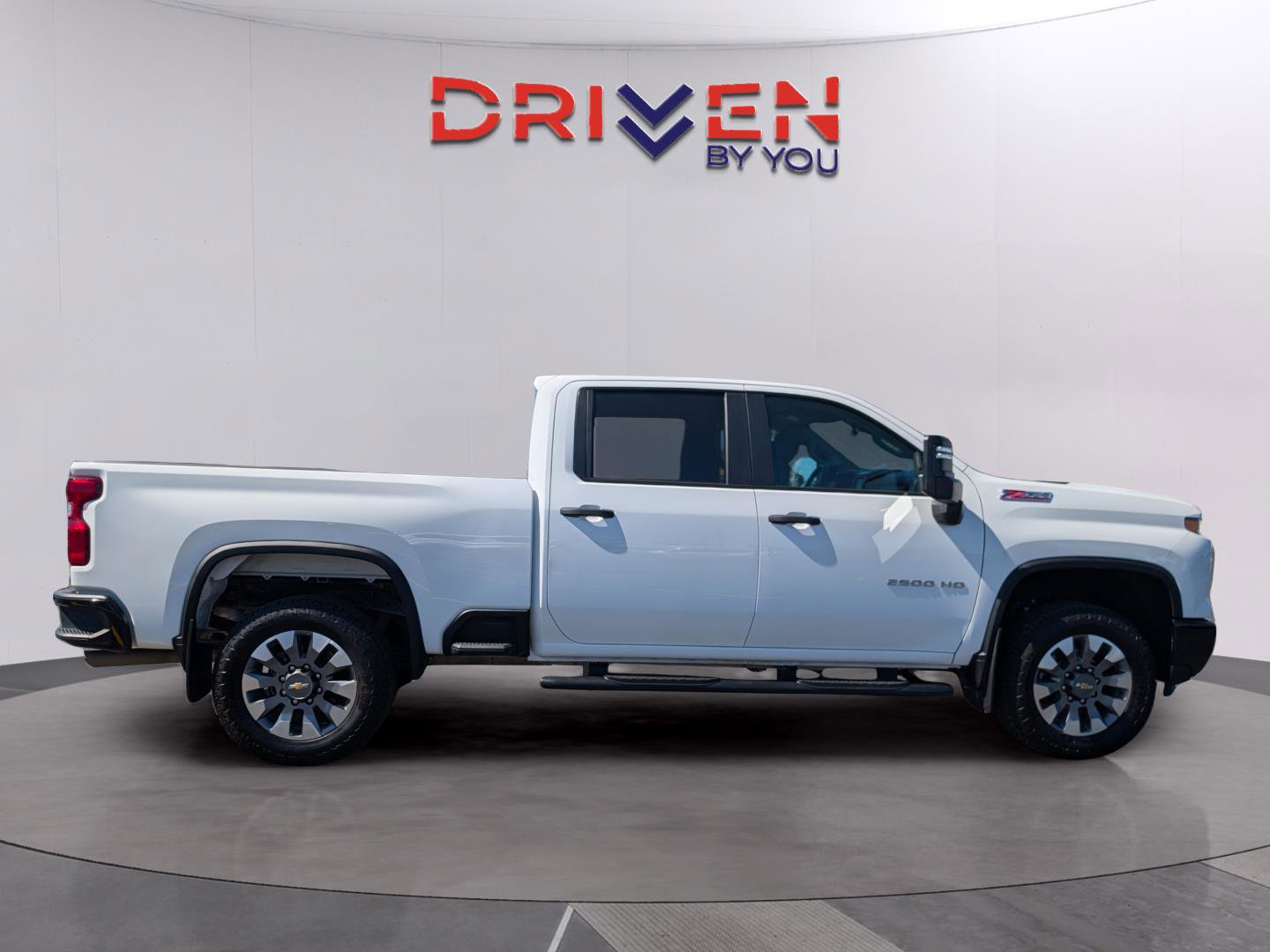 Used 2025 Chevrolet Silverado 2500 Custom w/ Custom Value Package image 6