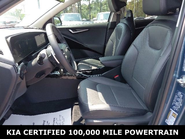 Certified 2025 Kia Niro SX FWD image 23