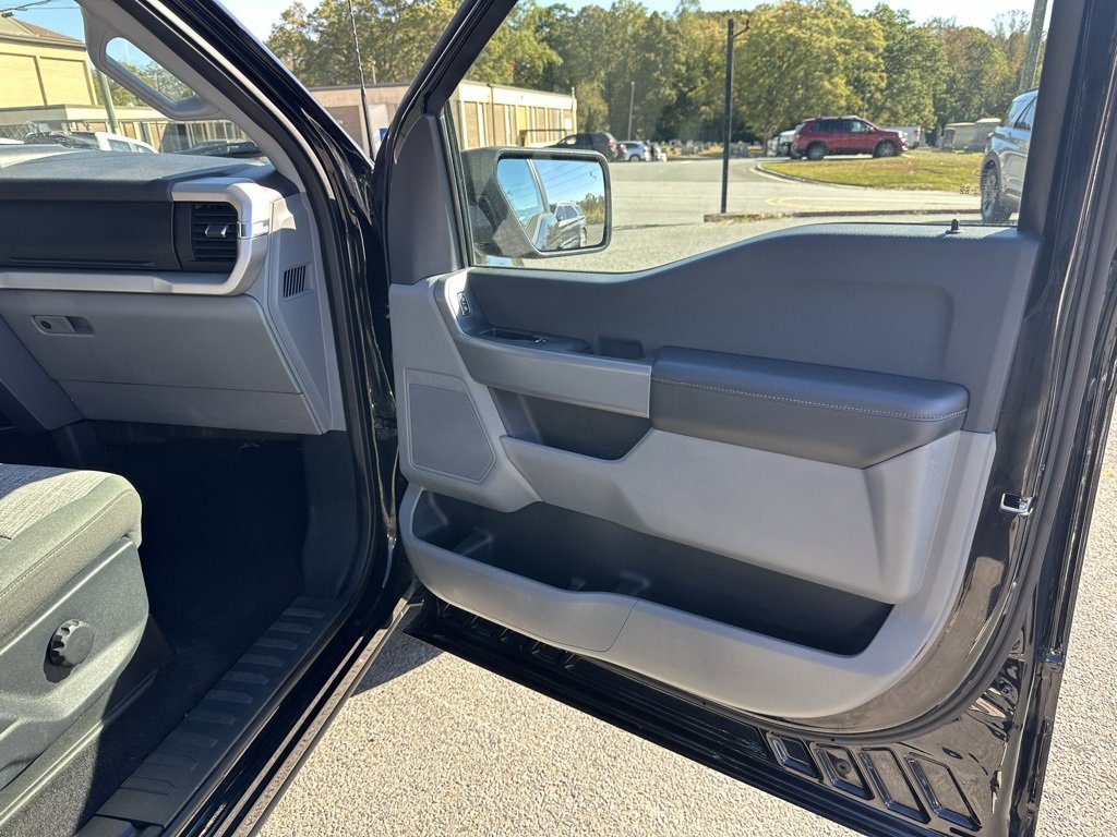 Used 2023 Ford F150 XLT image 16
