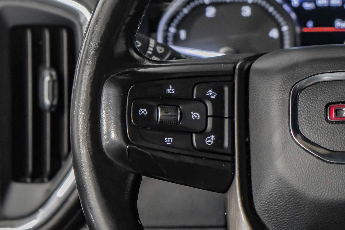 Used 2020 GMC Sierra 2500 AT4 w/ AT4 Premium Package image 18