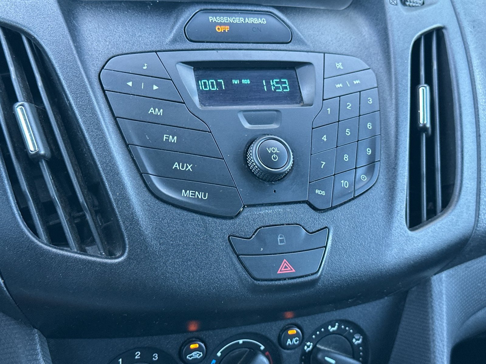 Used 2015 Ford Transit Connect XL FWD image 22