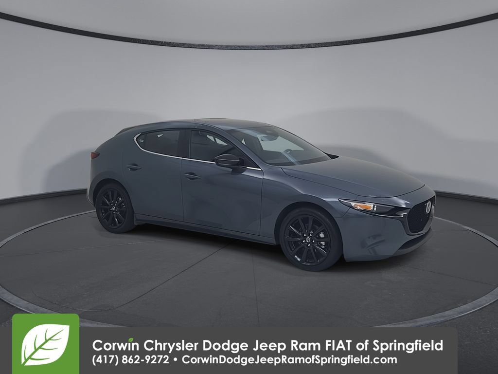 Used 2026 MAZDA MAZDA3 Carbon AWD/4WD image 2