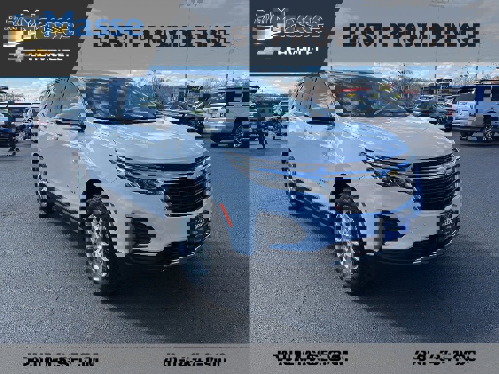 Used 2023 Chevrolet Equinox LT image 3