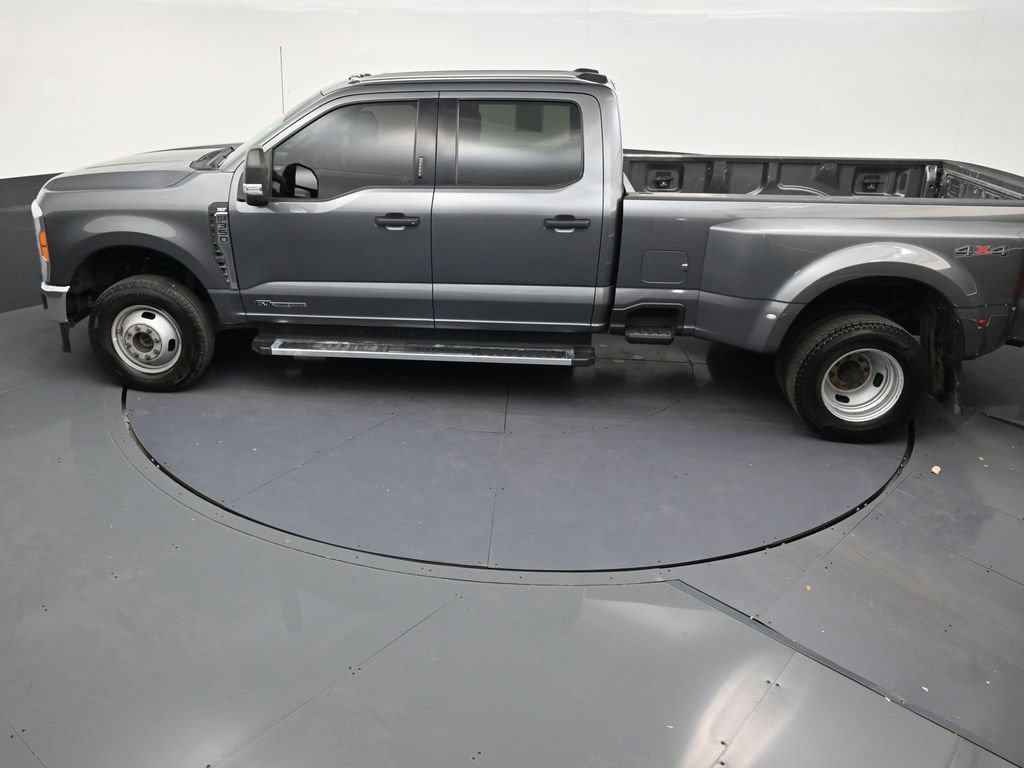 Used 2023 Ford F350 XLT w/ Camper Package AWD/4WD image 12