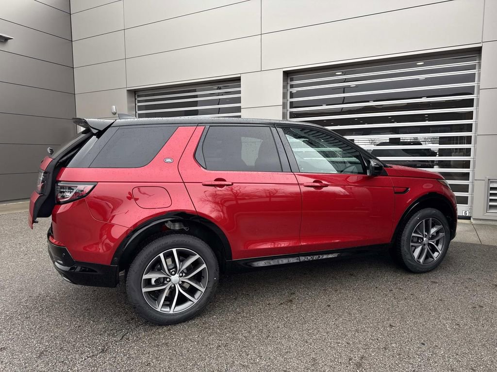 New 2026 Land Rover Discovery Sport Landmark image 7