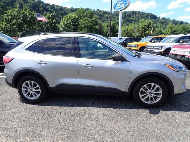 Used 2022 Ford Escape SE AWD/4WD image 9
