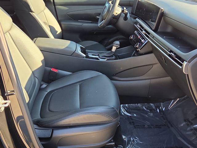 Used 2025 Hyundai Tucson SEL FWD image 19