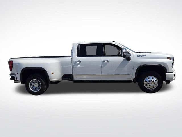 Used 2025 Chevrolet Silverado 3500 High Country w/ Technology Package image 11