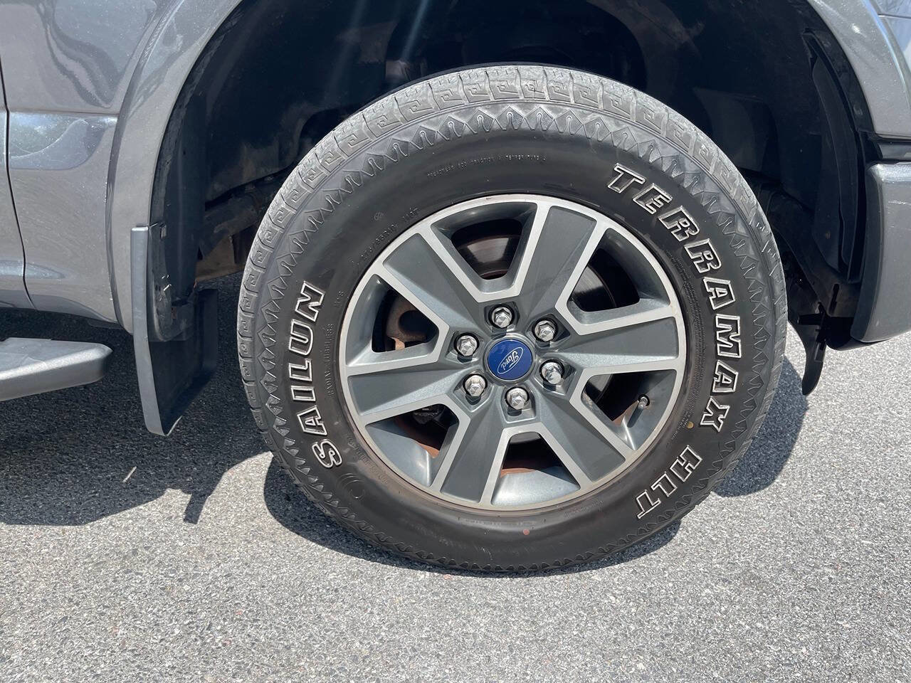 Used 2016 Ford F150 XLT w/ Equipment Group 302A Luxury image 9