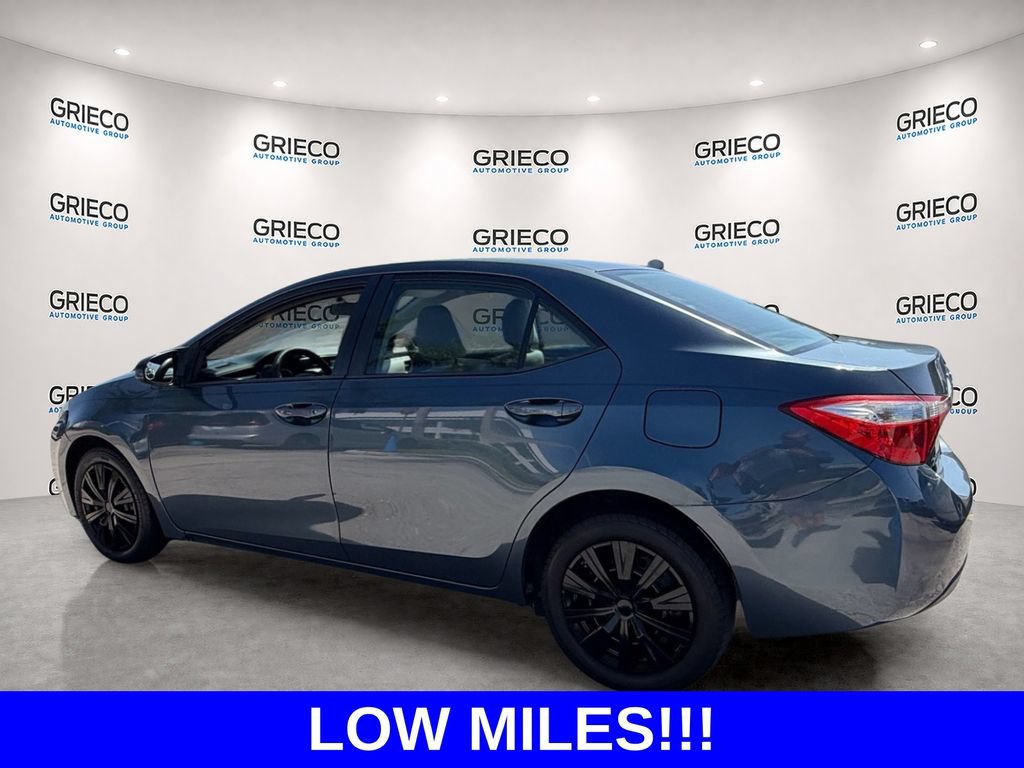 Used 2015 Toyota Corolla LE FWD image 5