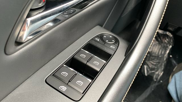 New 2025 MAZDA CX-90 Plug-In Hybrid w/ Preferred image 19