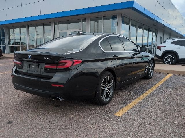Used 2021 BMW 530i xDrive w/ Convenience Package AWD/4WD image 5