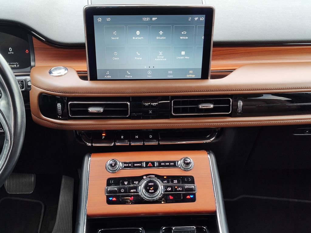 Used 2020 Lincoln Aviator Reserve AWD/4WD image 27
