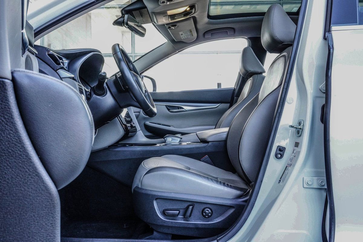 Used 2023 INFINITI QX50 Luxe image 18