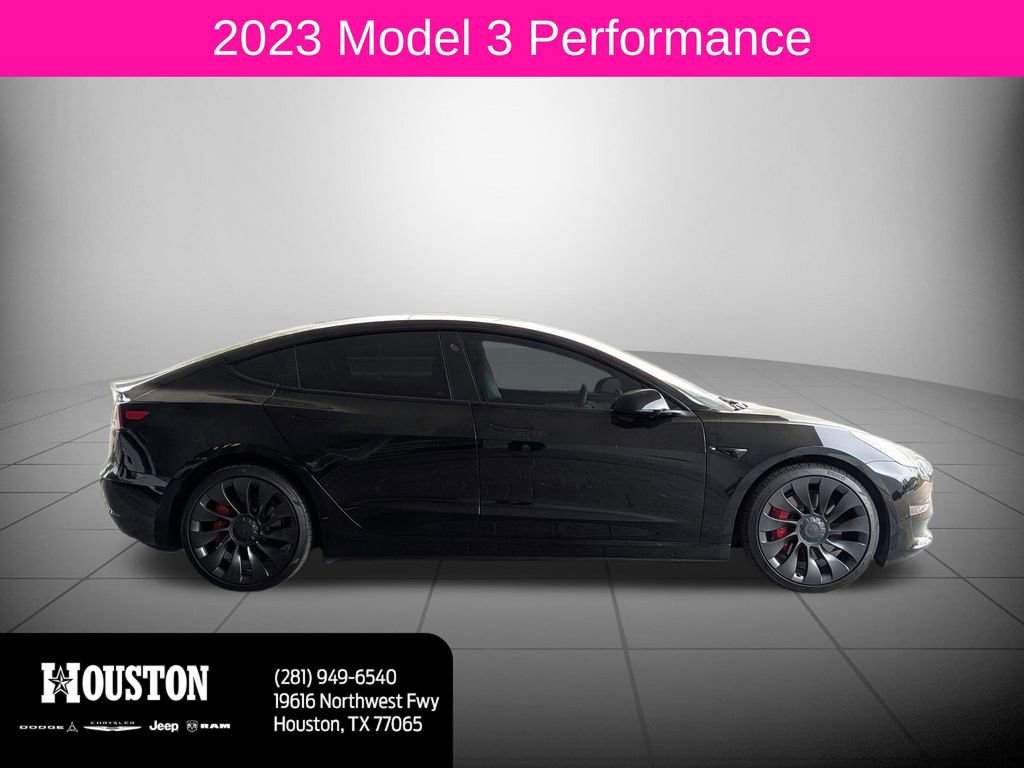 Used 2023 Tesla Model 3 Performance image 2
