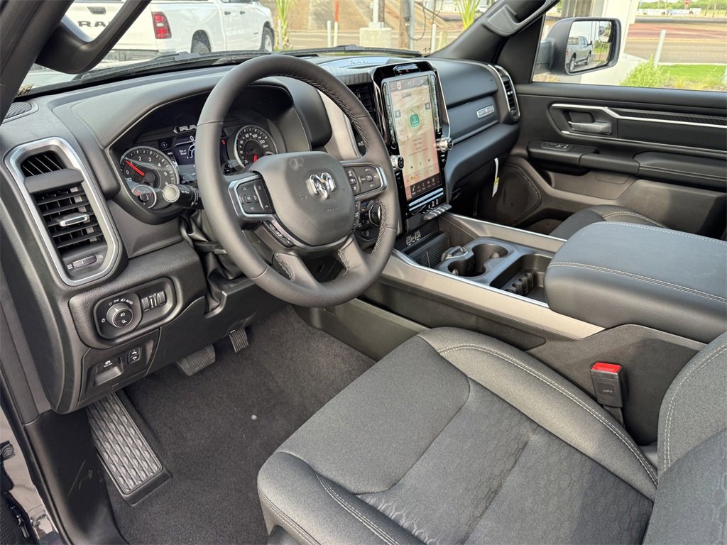 New 2026 RAM 1500 4x4 Crew Cab image 12