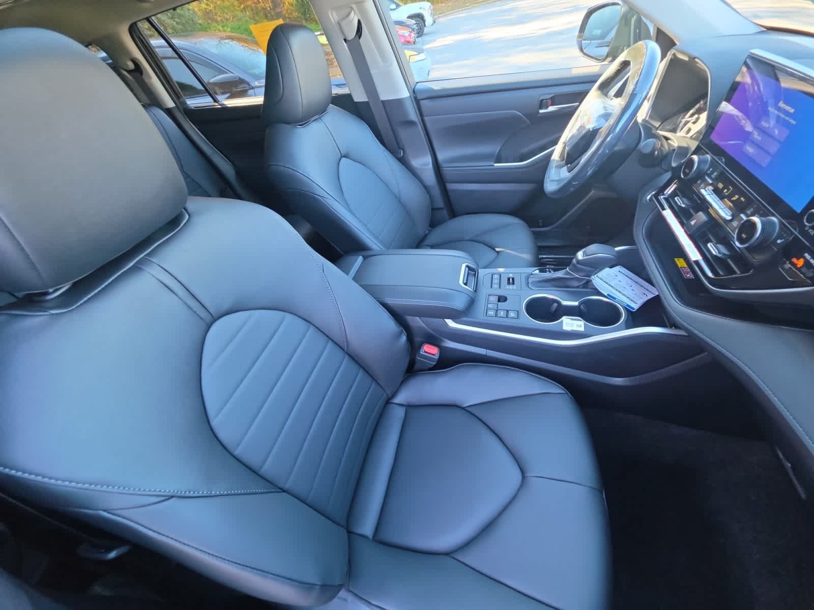 New 2026 Toyota Highlander XLE AWD/4WD image 22