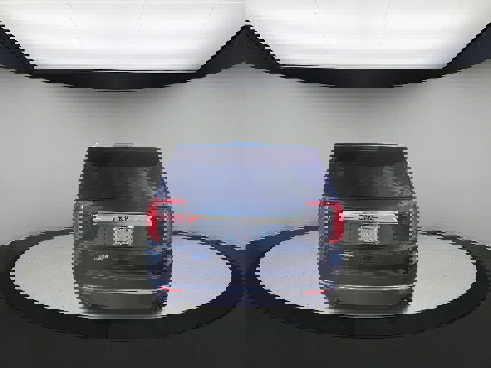 Used 2024 GMC Yukon Denali w/ Denali Reserve Package image 7