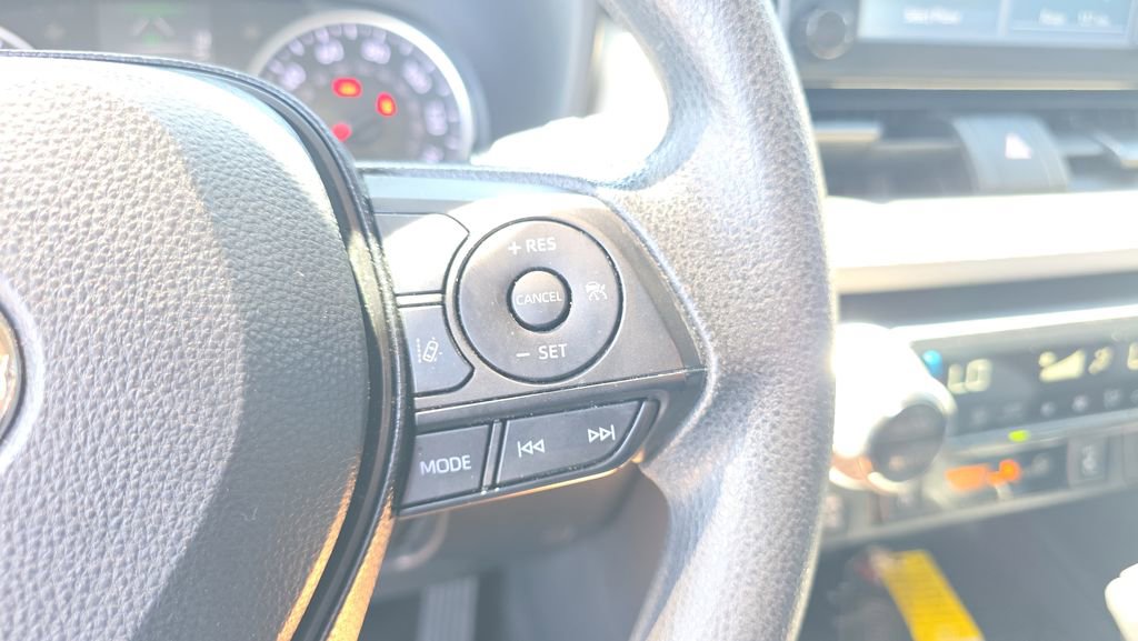 Used 2019 Toyota RAV4 XLE w/ Convenience Package image 21