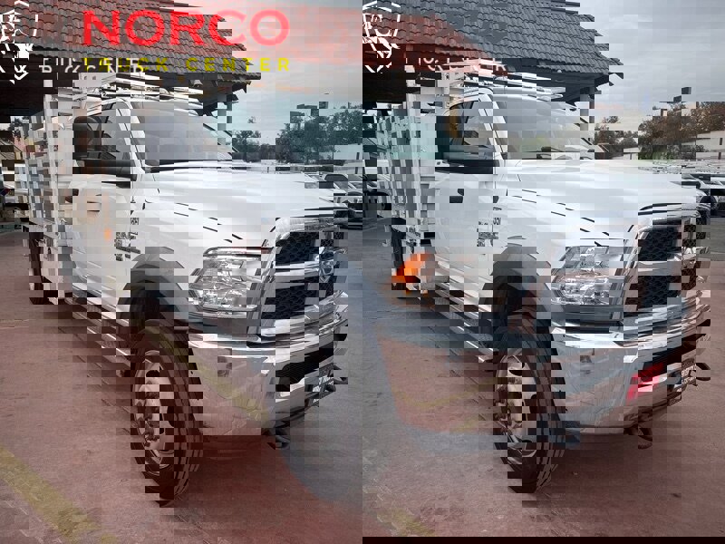 Used 2017 RAM 5500 SLT w/ Quick Order Package 29G SLT image 2