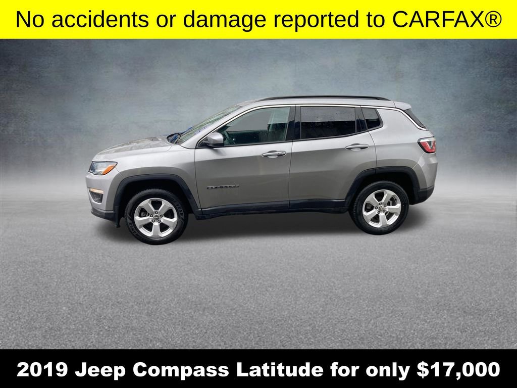 Used 2019 Jeep Compass Latitude AWD/4WD image 2