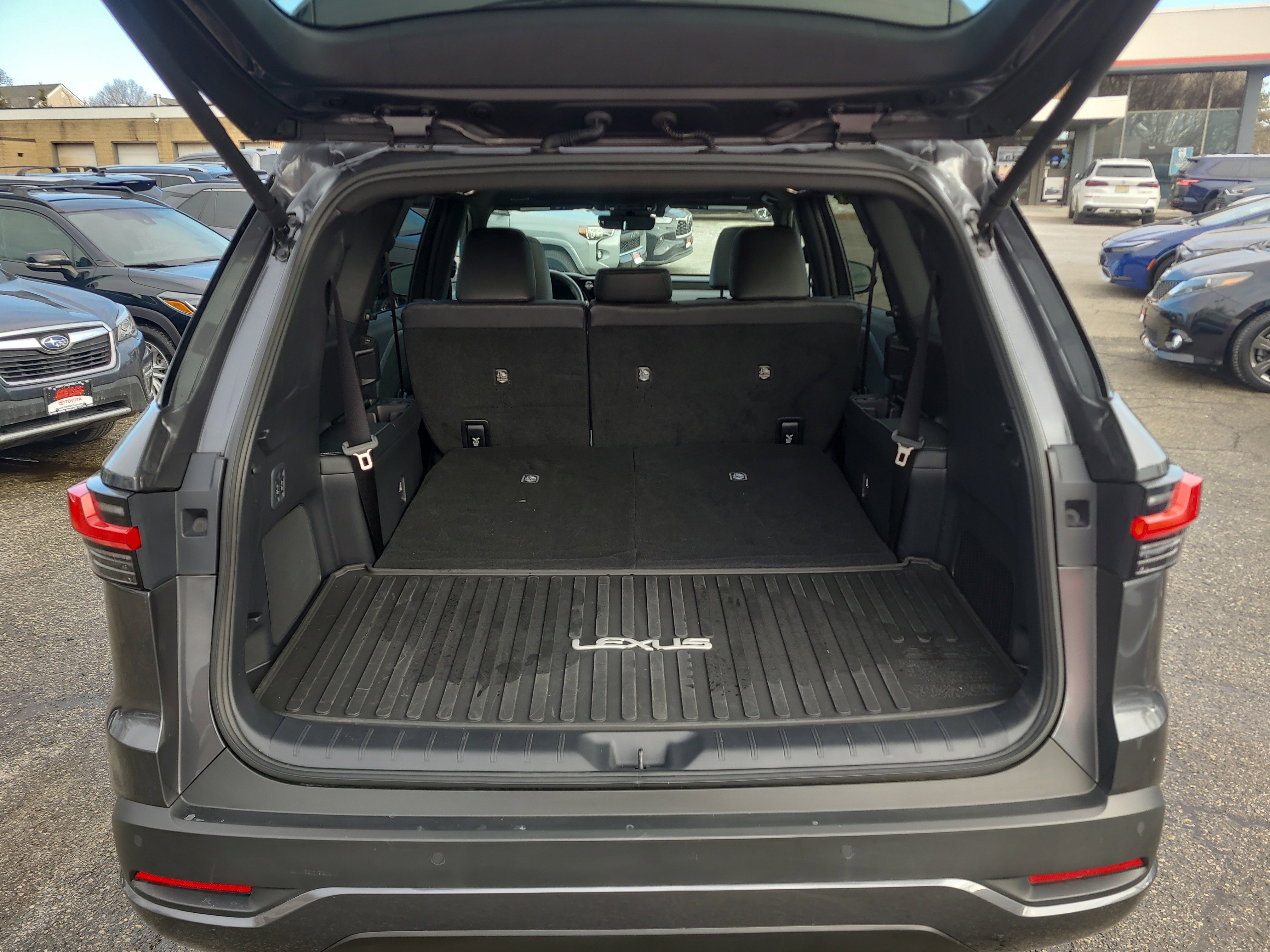 Used 2025 Lexus TX 350 AWD w/ Technology Package image 32