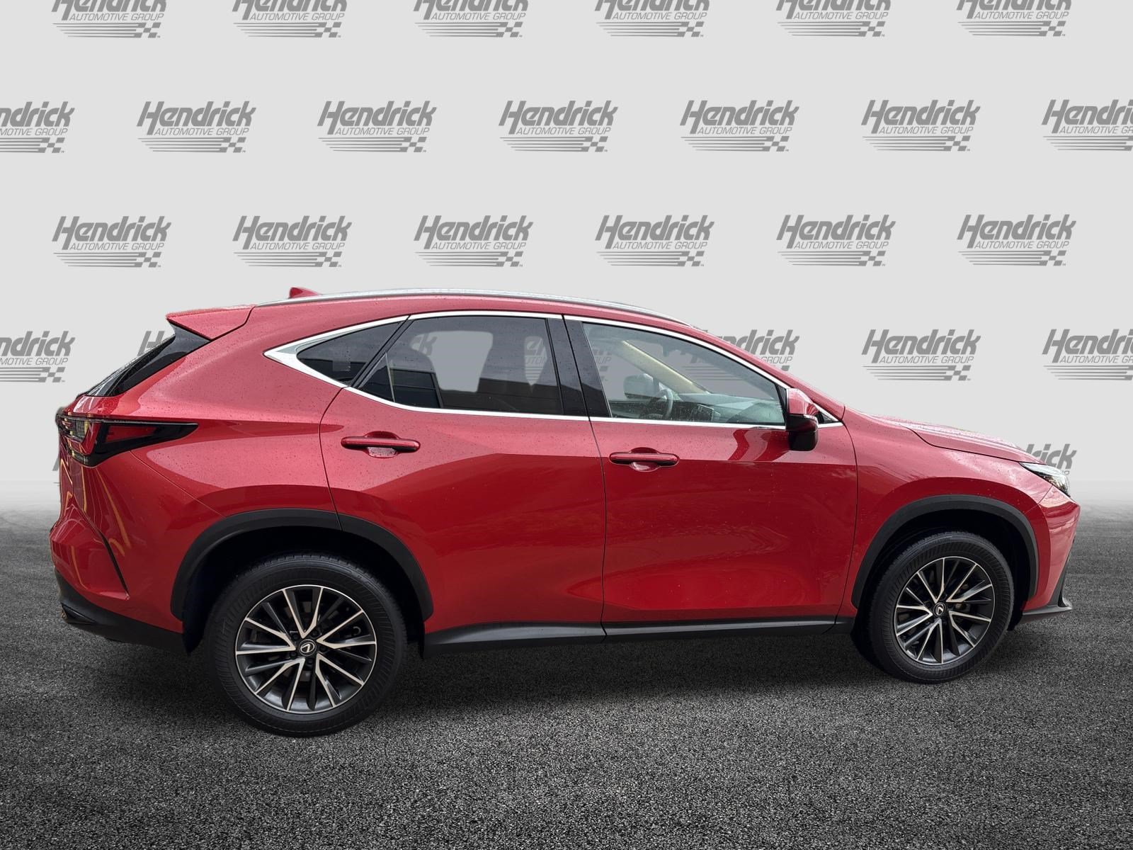 Used 2024 Lexus NX 250 FWD image 11