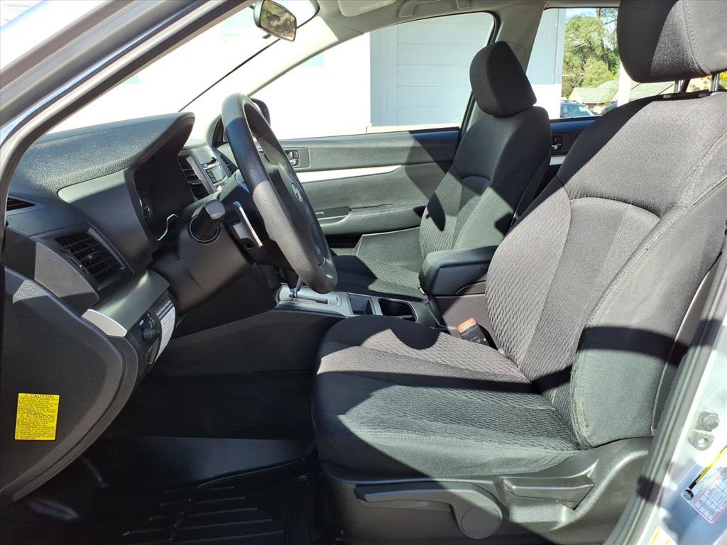Used 2012 Subaru Outback 2.5i image 8