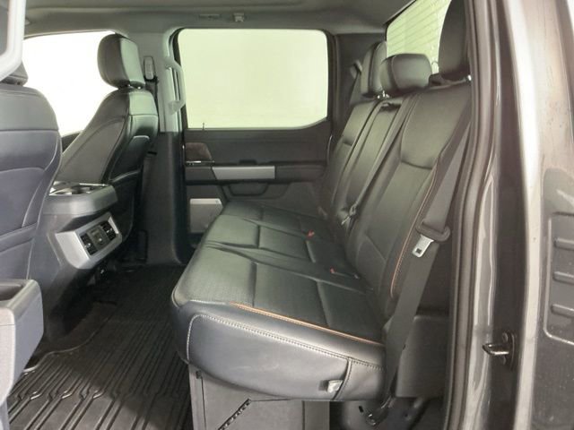 Certified 2025 Ford F350 Lariat w/ FX4 Off-Road Package image 31