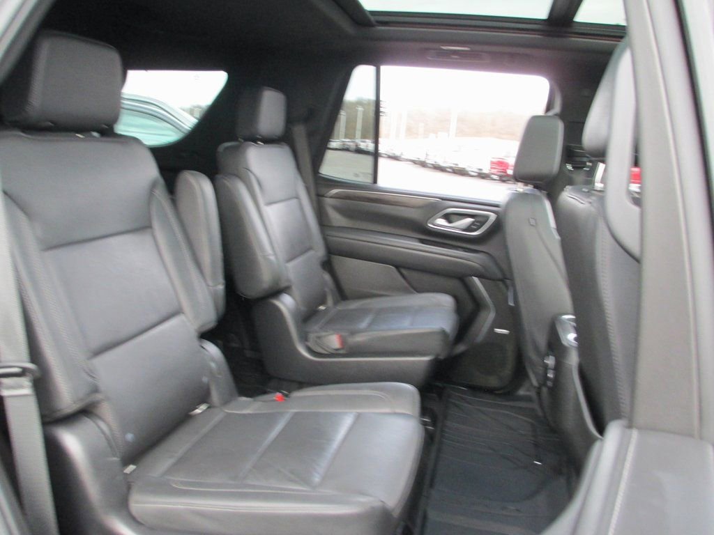 Used 2022 Chevrolet Tahoe Z71 w/ Luxury Package image 24