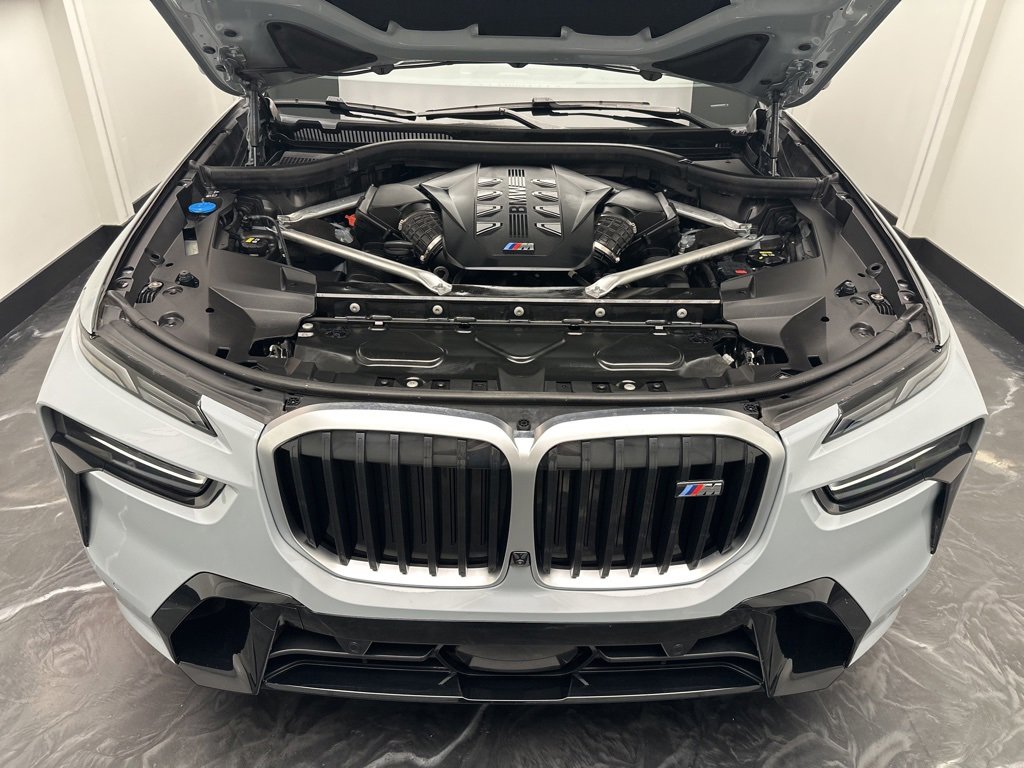 Used 2023 BMW X7 M60i w/ Executive Package image 43
