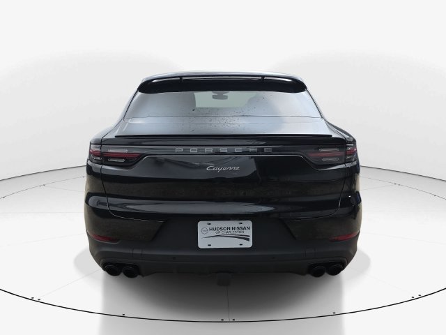 Used 2023 Porsche Cayenne Platinum Edition AWD/4WD image 7