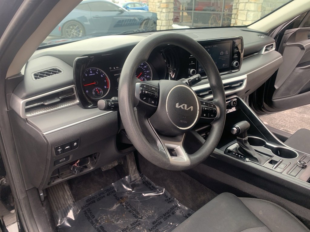 Used 2022 Kia K5 LXS image 17