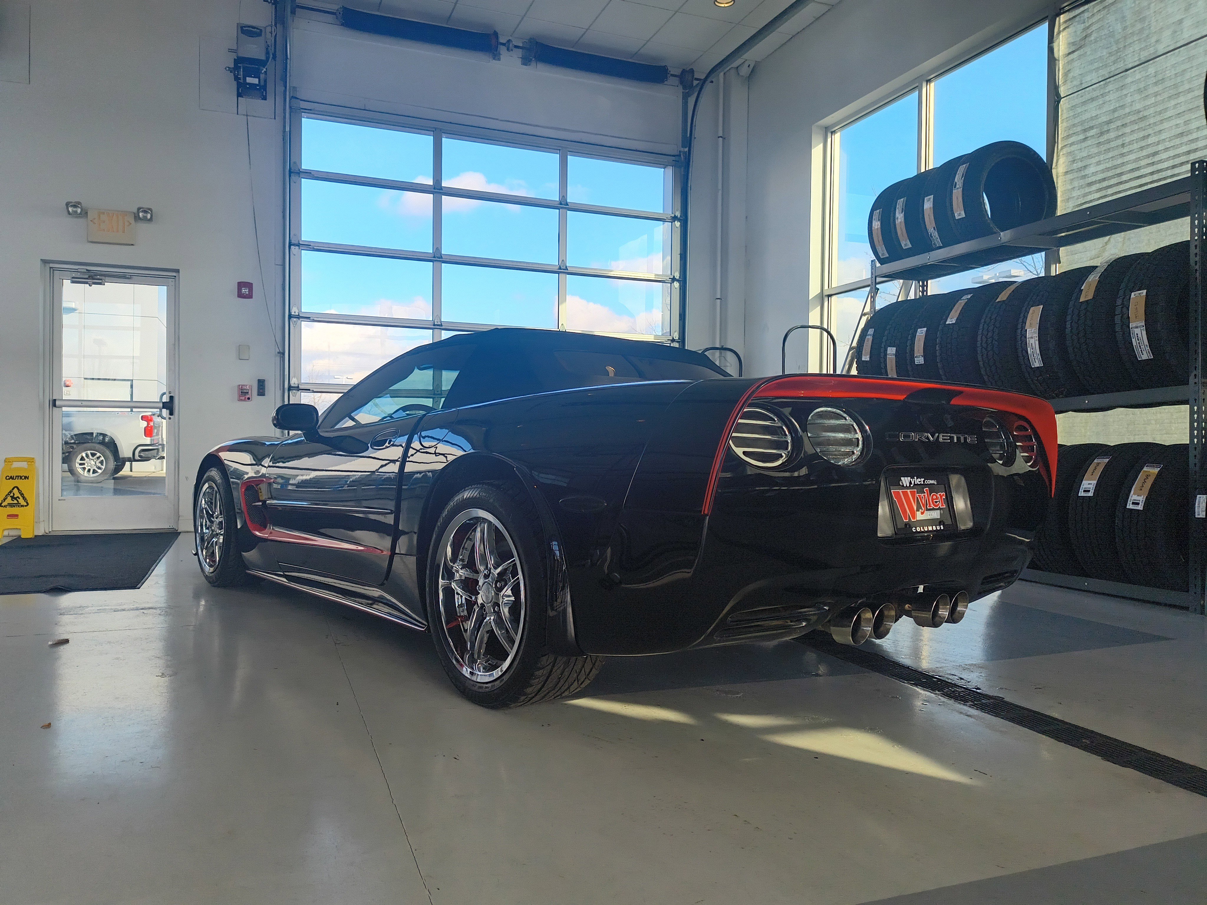 Used 2001 Chevrolet Corvette Convertible w/ Preferred Equipment Group2 image 3