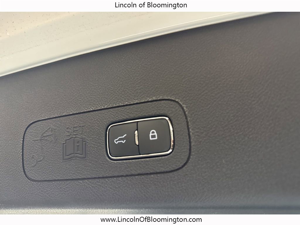 New 2025 Lincoln Aviator Black Label image 65