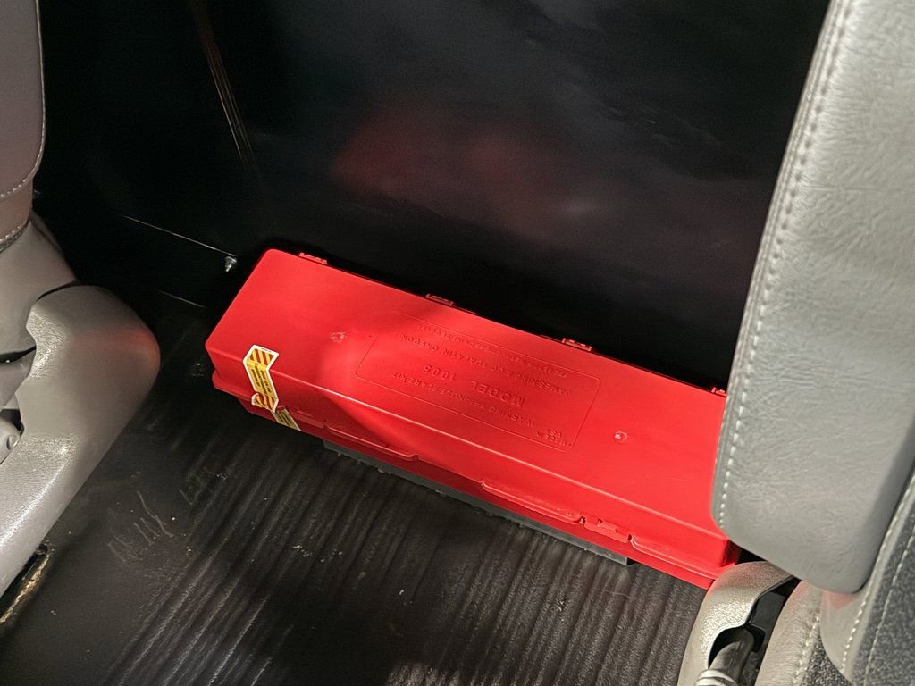 Used 2024 GMC Savana 2500 w/ Driver Convenience Package image 94