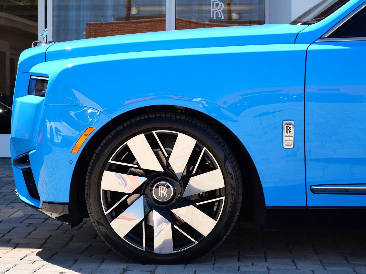 Used 2026 Rolls-Royce Cullinan AWD/4WD image 11