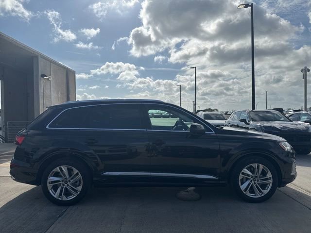 Certified 2023 Audi Q7 3.0T Prestige w/ Prestige Package AWD/4WD image 2