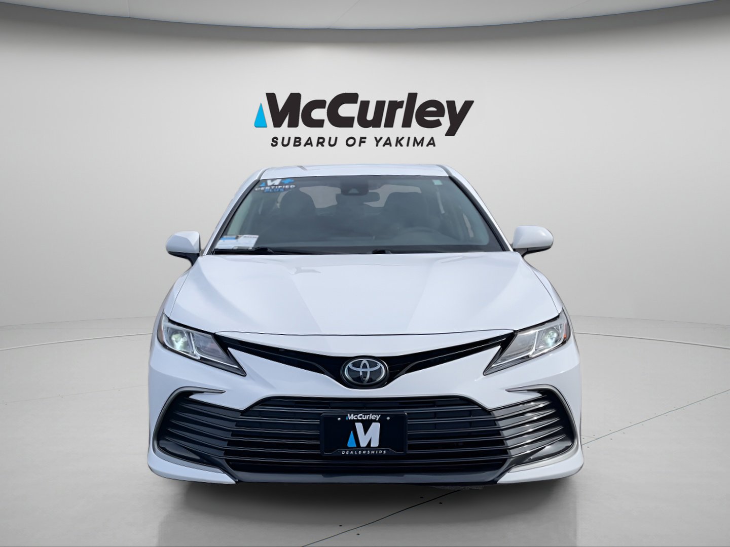 Used 2024 Toyota Camry LE FWD image 8