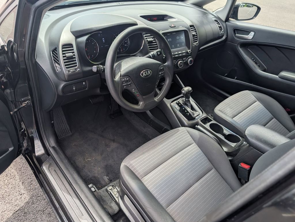 Used 2018 Kia Forte LX w/ LX Popular Package FWD image 10