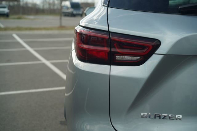 Used 2023 Chevrolet Blazer LT image 39