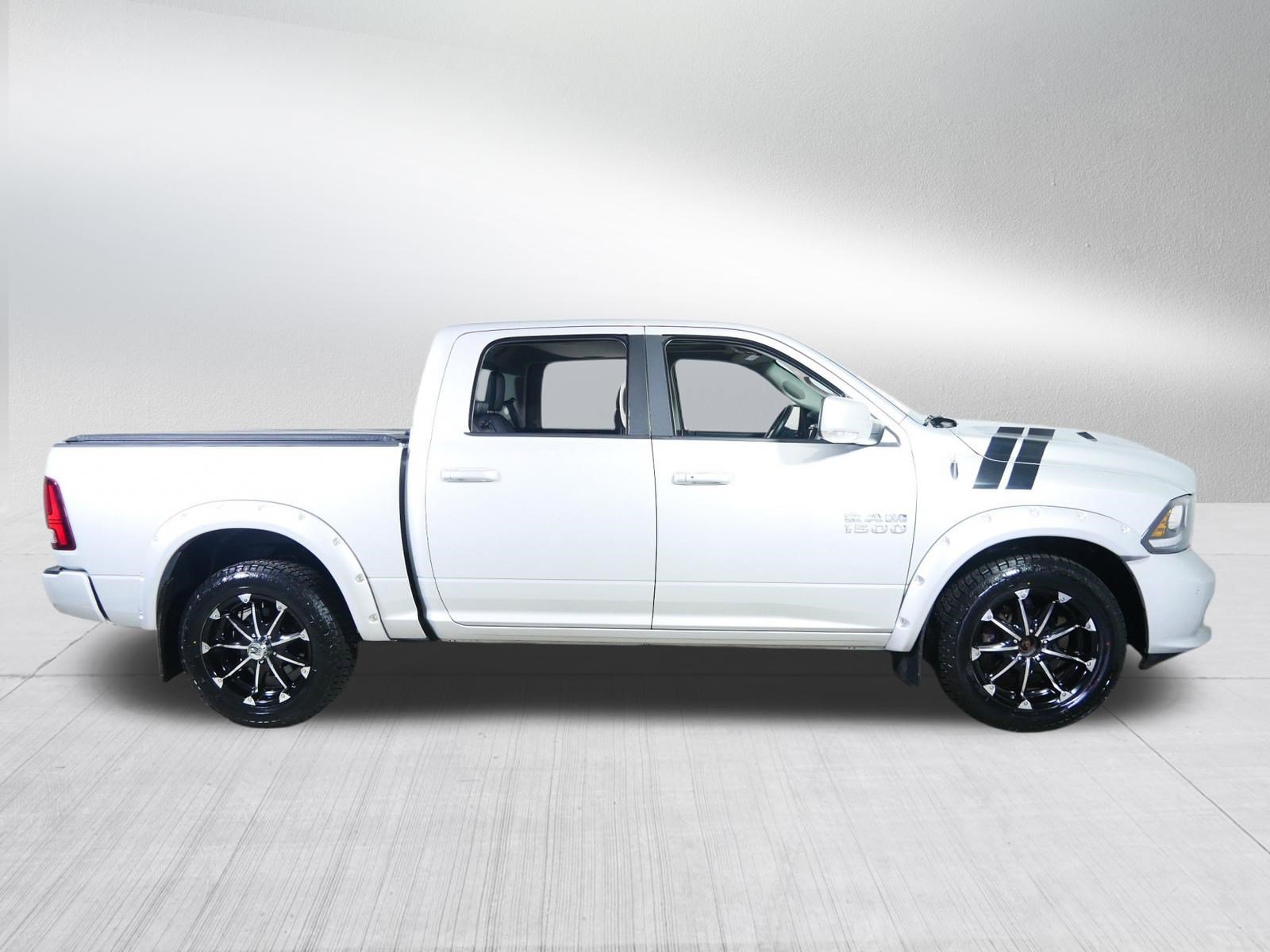Used 2014 RAM 1500 Sport w/ Convenience Group AWD/4WD image 8