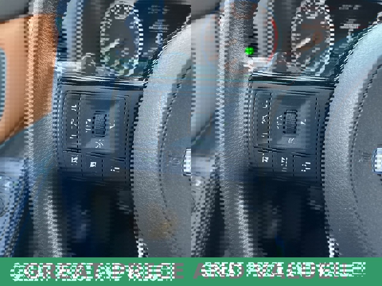 Used 2022 Nissan Rogue SV image 21