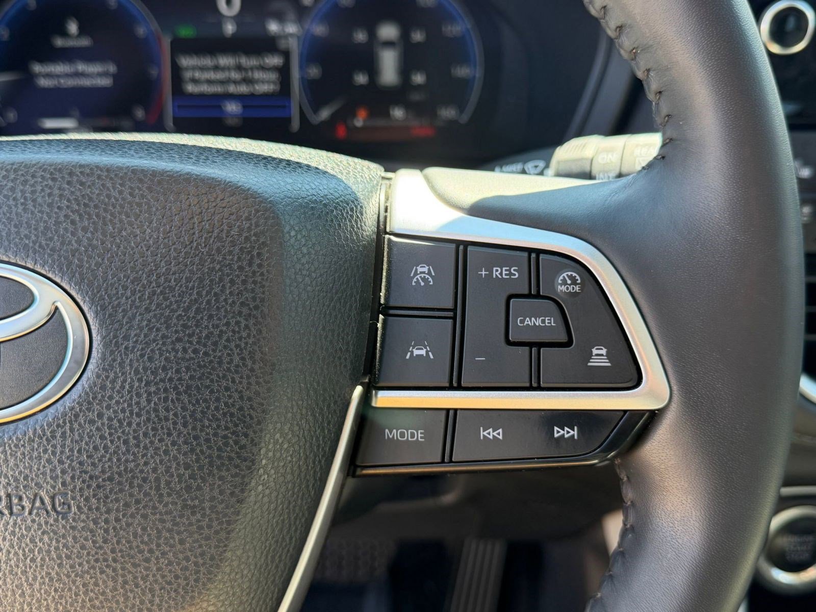 Used 2025 Toyota Grand Highlander Limited image 26