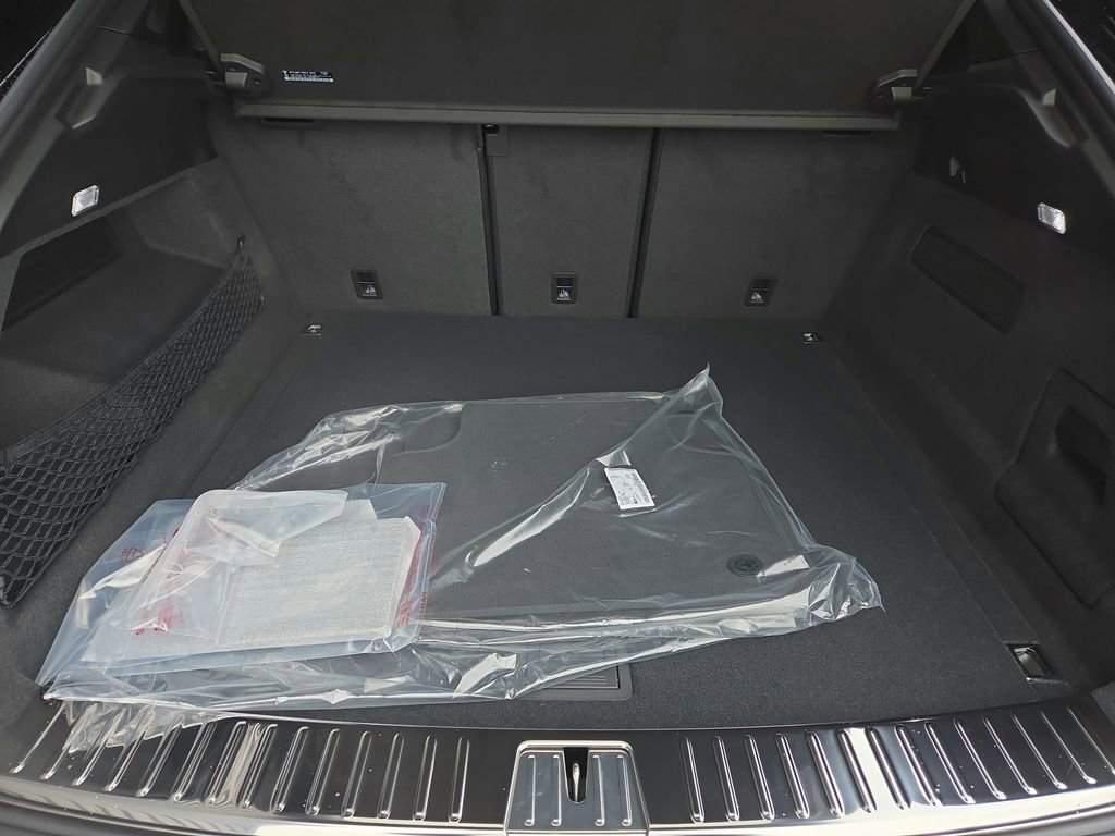 Certified 2026 Porsche Cayenne Coupe image 31