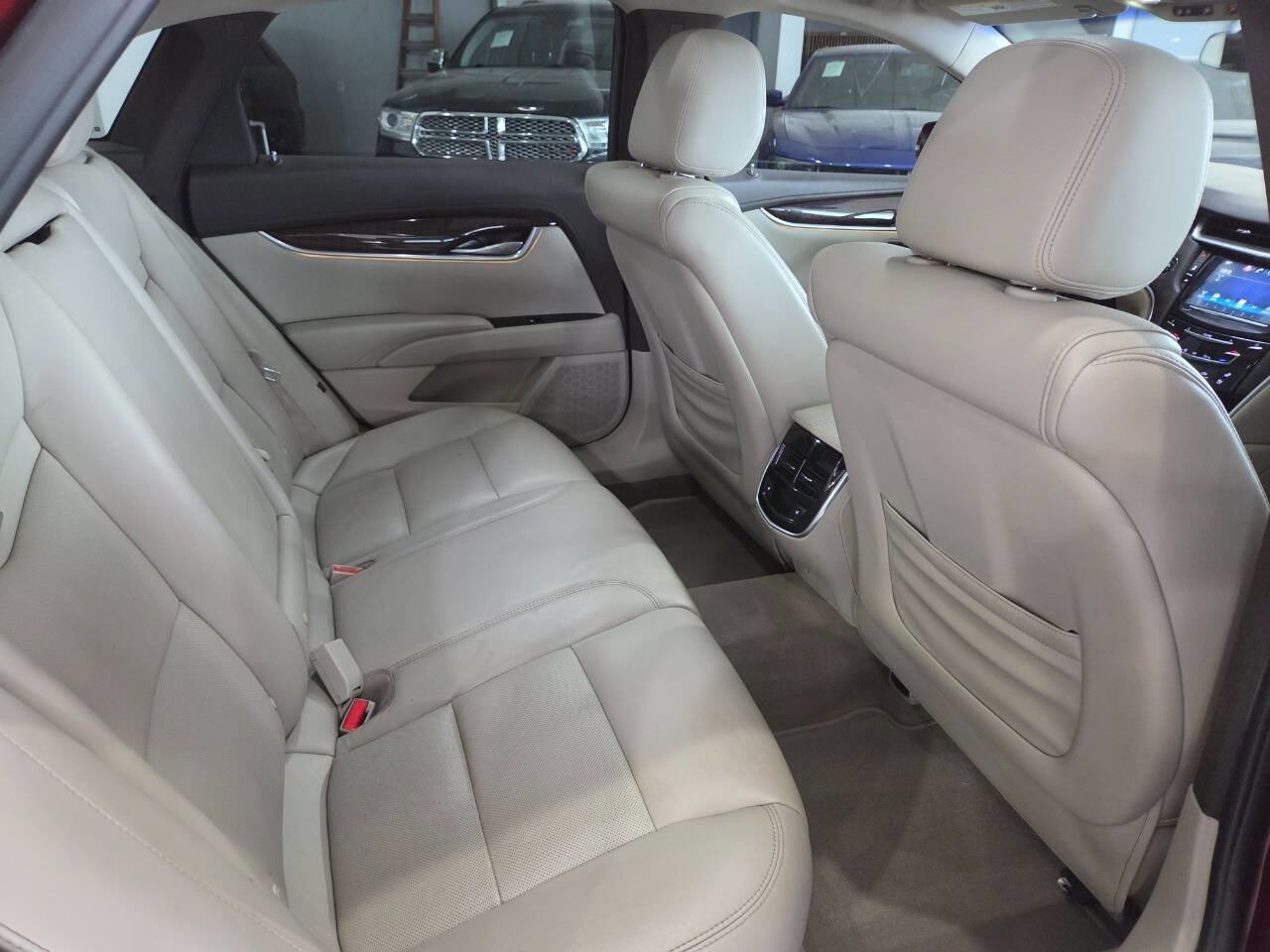 Used 2016 Cadillac XTS Luxury w/ Driver Awareness Package image 23