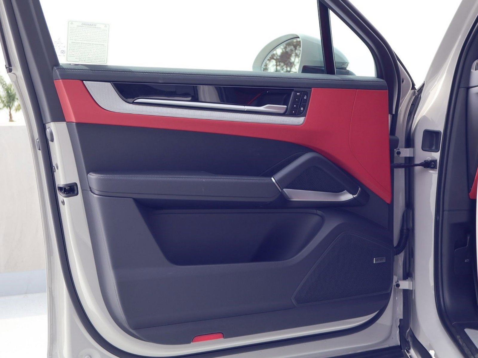 New 2026 Porsche Cayenne image 13