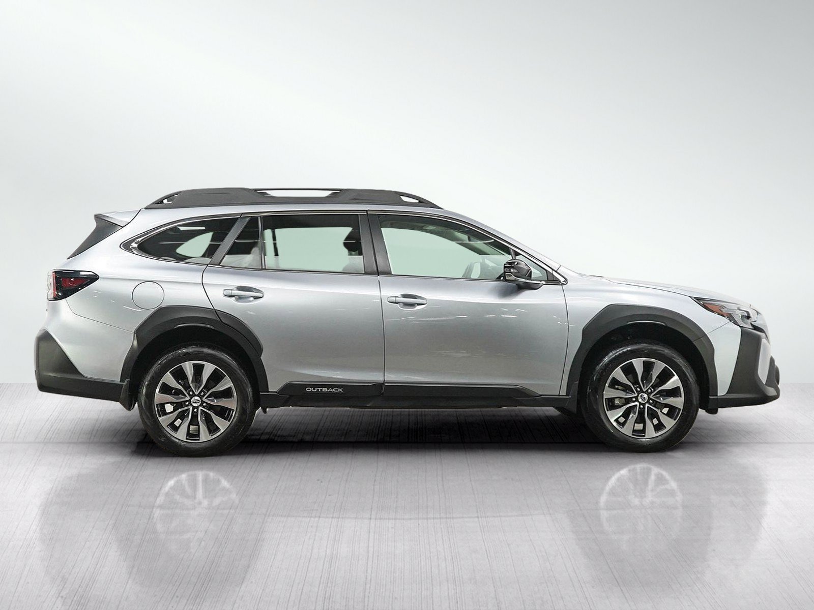 Used 2024 Subaru Outback Limited AWD/4WD image 6
