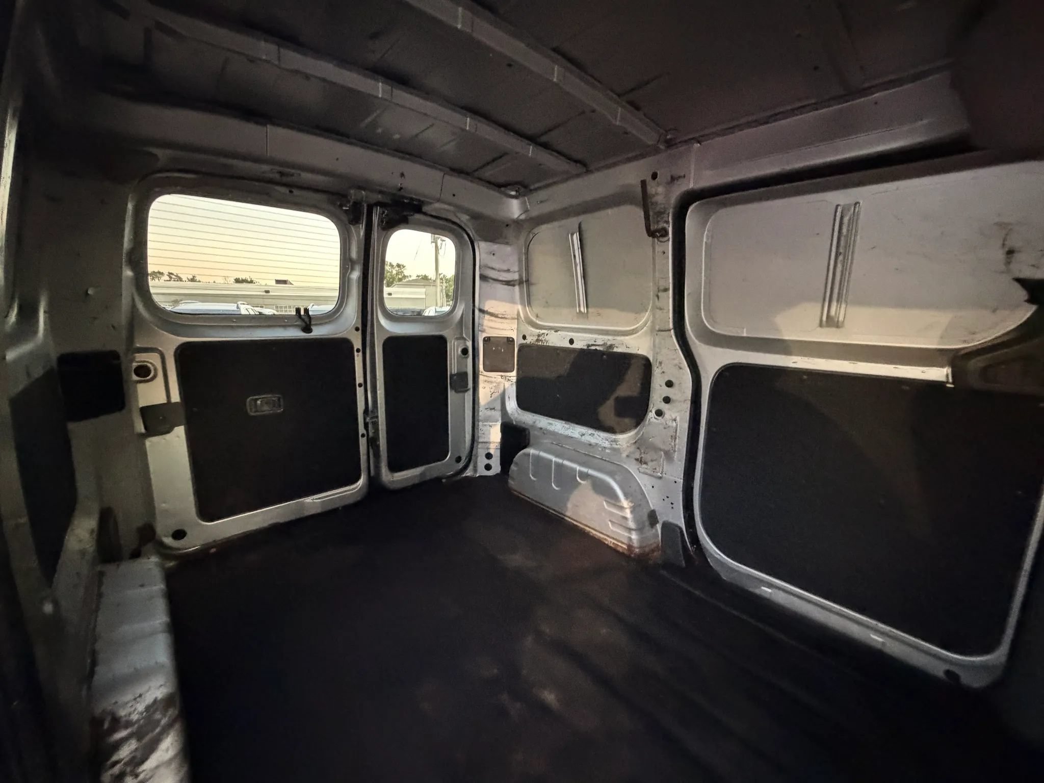 Used 2015 Nissan NV200 S w/ Back Door Glass Package FWD image 23